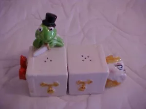 Kermit & Miss Piggy Muppets Magic Show Salt & Pepper Shakers Sigma, Japan - Picture 1 of 4