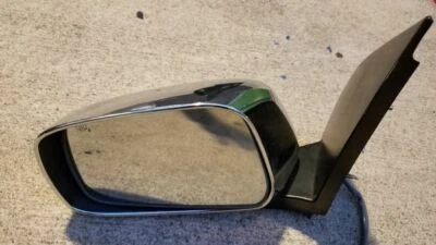 Espejo retrovisor lado del conductor Nissan Frontier 2011 2012 2013 2014 2015 2016 Foto 1 de 3