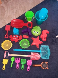 Beach Toys Set for Kids Toddlers - Outdoor Sandbox Toys with Buckets, Shovels - Picture 1 of 9