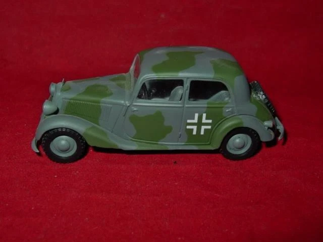 1:43 Victoria MERCEDES BENZ 170v Wehrmacht Alemana (Gris y Verde Camuflaje (R029) Foto 1 de 4