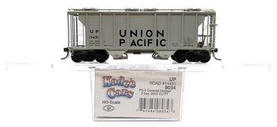 Kadee 8034 HO Union Pacific PS-2 Two-Bay Covered Hopper #11431 NIB - Image 1 of 2