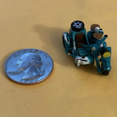 Micro Machines Military Loose Motorcycle Sidecar WWII US Army BMW Galoob 25[ - Image 1 of 3