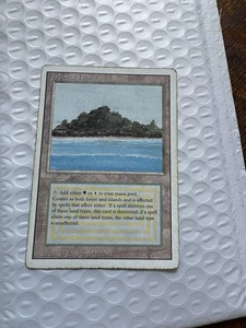 Magic the Gathering Tropical Island Land Revised Edition - Picture 1 of 2