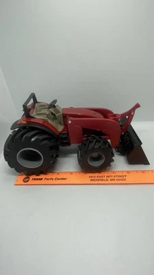 1/16th Case IH Puma 195 & Front End Loader Big Farm Series - Image 1 of 4