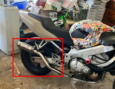 Exhaust Mid Link Pipe Slip On 51mm Muffler Tips For Honda CBR600 F4i 2001-2007 - Image 1 of 4