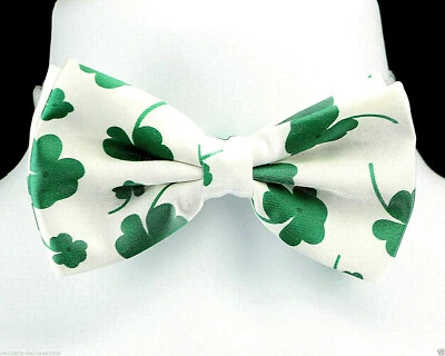 Pajarita ajustable trébol verde para hombre día de San Patricio preatada blanca Foto 1 de 2