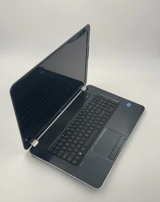 HP Pavilion 17-E117DX 8 GB RAM, 650 GB HDD, CORE I3 - Image 1 of 4