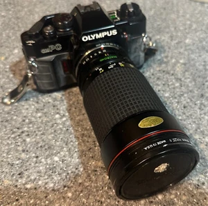 OLYMPUS OM PC DX Camera (untested) TOKINA AT-X 35-200mm 3.5-4.5 lens /cap Case! - Picture 1 of 7