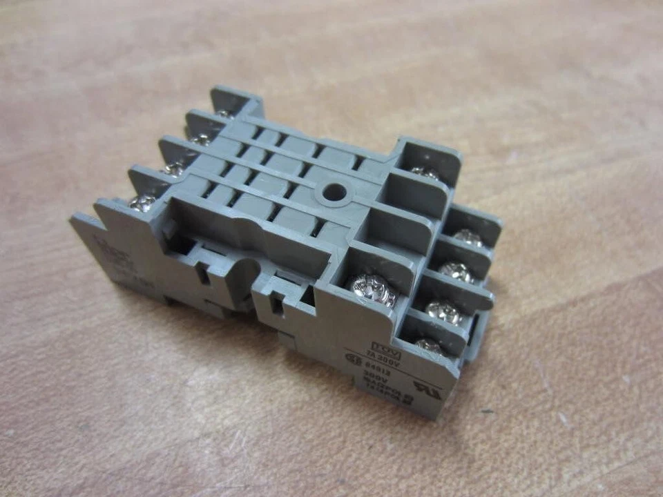 Enchufe conector Idec SY4S-05 Foto 1 de 1