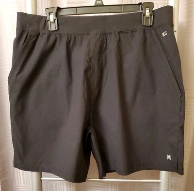 Pantalones Cortos de Carga Kenneth Cole Tech Jogger Elastizados Resistentes al Agua Tejidos Nylon Negros Foto 1 de 4