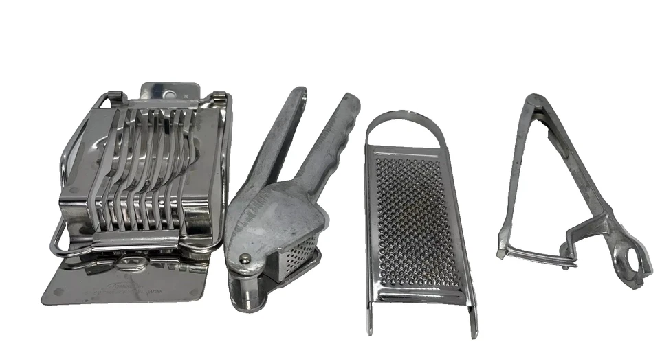 Lote Utensilios de Cocina, Cherry Pitter, Trituradora de Ajo, Cortadora de Huevos, Zester, Usado en Excelente Condición Foto 1 de 4