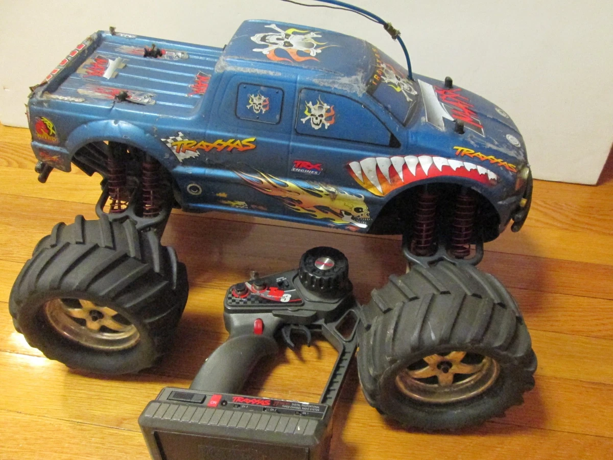Traxxas Suspension A-Arms Set For E-MAXX & T-MAXX Models (Part #5131R/5132R) - Full Set Of 8 Replacement Arms