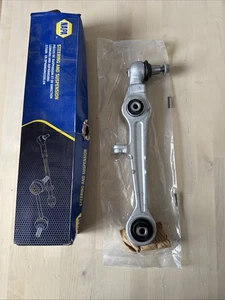 Front Lower Track Control Arm Fits Skoda Superb Audi A6 A4 Allroad A8 VW Passat - Picture 1 of 7