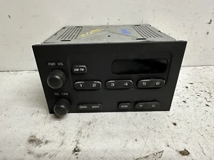 2000-2004 Chevrolet Tracker Opt UM6 AM FM Audio Radio Stereo 2 DIN Player Oem - Picture 1 of 7
