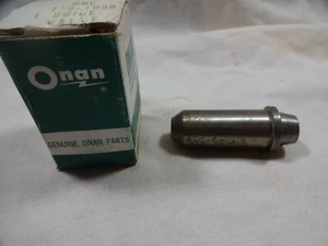 NOS Genuine Onan 110-1939 Valve Guide NH - Picture 1 of 4
