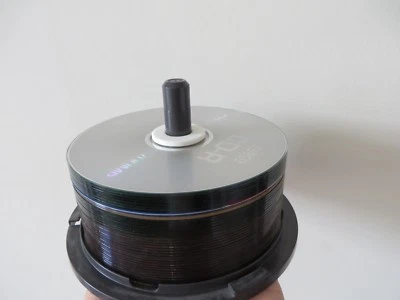 38 x Blank CD - R And DVD -R Assortment And 6  x CR-25 - Image 1 of 4