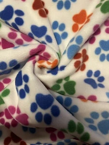 Tela de lana antipíldora estampado de pata de perro multicolor de 1 mtr... 58"" de ancho (147 cm) - Imagen 1 de 4