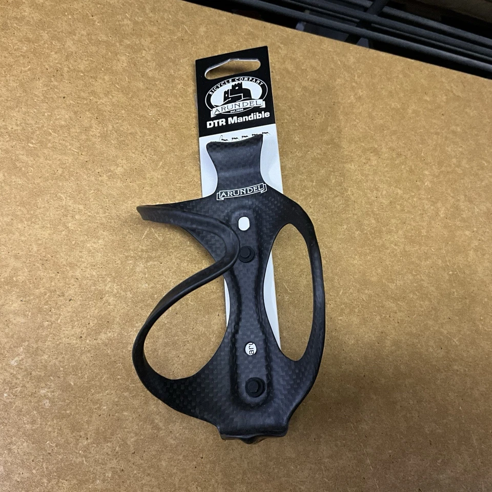 Jaula para botellas de agua de fibra de carbono con mandíbula Arundel DTR (NUEVA EN CAJA) Foto 1 de 1