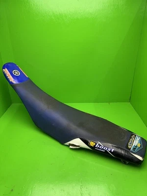 Yamaha YZ250F 2001 YZ426F OEM cubierta de sillín bandeja fondo de espuma 5JG-24710-50-00 Foto 1 de 4