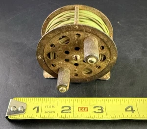 Vintage Unmarked Fly Reel Vil0 - Picture 1 of 2