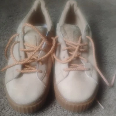 彪马 Fenty Creeper 女式 10 码棕色小麦运动休闲鞋运动鞋 — 第 1/4 张图片