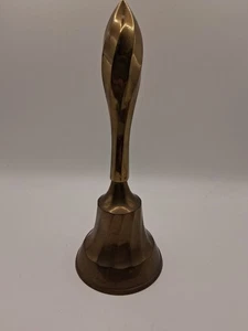 Campana de latón vintage con patrón de remolino Clapper 7" - Imagen 1 de 3