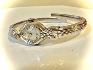 Vintage Bulova Women’s Watch-White Gold With Diamond -21 Jewel Movement SERVICED - Picture 1 of 13