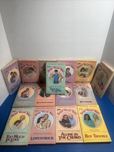15 Vintage Sweet Valley High Books - Picture 1 of 24