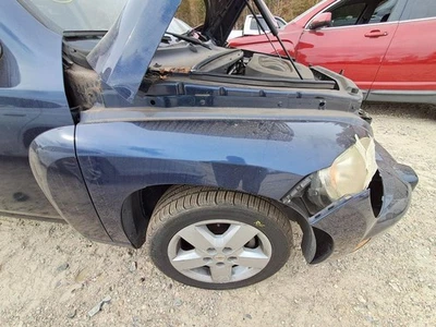 Guardabarros derecho pasajero compatible 06-11 HHR 2746181 Foto 1 de 4