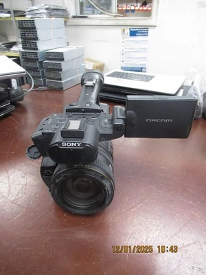 CÁMARA DE VIDEO DIGITAL HD SONY MODELO HXR-NX5E NXCAM GRABADORA con Lente G Foto 1 de 4