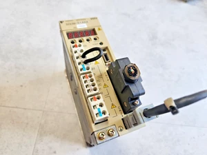 Yaskawa Servo Drive SGDM-01ADA 100W CNC/ROUTER/Amplifiers - Picture 1 of 4