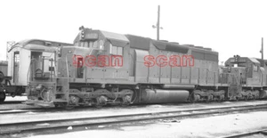 2H956 RP 1968 CHICAGO GREAT WESTERN RAILROAD LOCO #402 CHICAGO - Picture 1 of 1