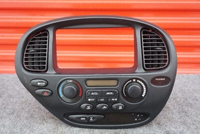 2001-2004 TOYOTA SEQUOIA LIMITED 4x4 HEAT A/C CLIMATE CONTROL RADIO - BLACK - Image 1 of 4