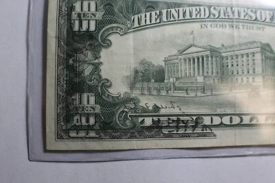 1988 $10 Federal Reserve Note Off Print Error Front Ink Fold Over Back - Image 1 of 4