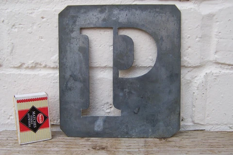 VINTAGE GALVANISED STENCIL LETTER *** P *** DISPLAY SIGN INDUSTRIAL FACTORY Cover