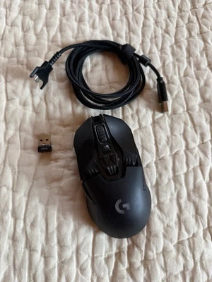 Logitech G900 Gaming Mouse (cable And Dongle) - Image 1 of 3