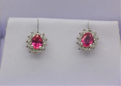 Argento Sterling Naturale Rubino & Diamante Bottone Grappolo Orecchini British - Immagine 1 di 4