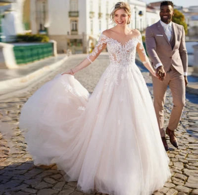 Bohemian White Ivory Wedding Dresses Long Sleeves Lace Appliques Bridal Gowns - Image 1 of 4