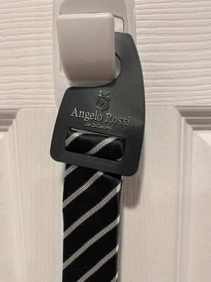 Juego cuadrado de corbata y bolsillo Angelo Rossi para hombre blanco y negro Foto 1 de 4