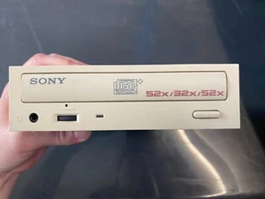 Sony CRX230A CD-RW - Picture 1 of 4