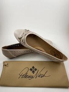 Patricia Nash Women's Size 6.5M (EU 36.5M) Bettina Round Toe Flats Bow Bone - Picture 1 of 10