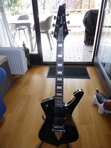 Kiss, Paul Stanley Signature E-Gitarre, Ibanez PS60-BK, Iceman, inkl. Tasche - Bild 1 von 9