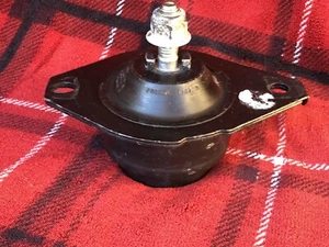 Saab Classic 900 Engine Mounts Side - Bild 1 von 4