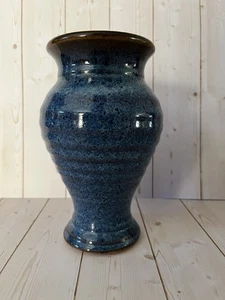 Studio Kunst Keramik blaue Vase Künstler signiert ca. 7 "hoch - Bild 1 von 4