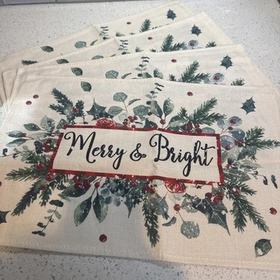 New Set Of 4 Merry & Bright Christmas Holly & Berries Canvas Placemats 18" x 12" - Image 1 of 3