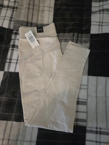 NWT Torrid Women Full Length Leggings/ Plus Size 0x / Ivory - Picture 1 of 4