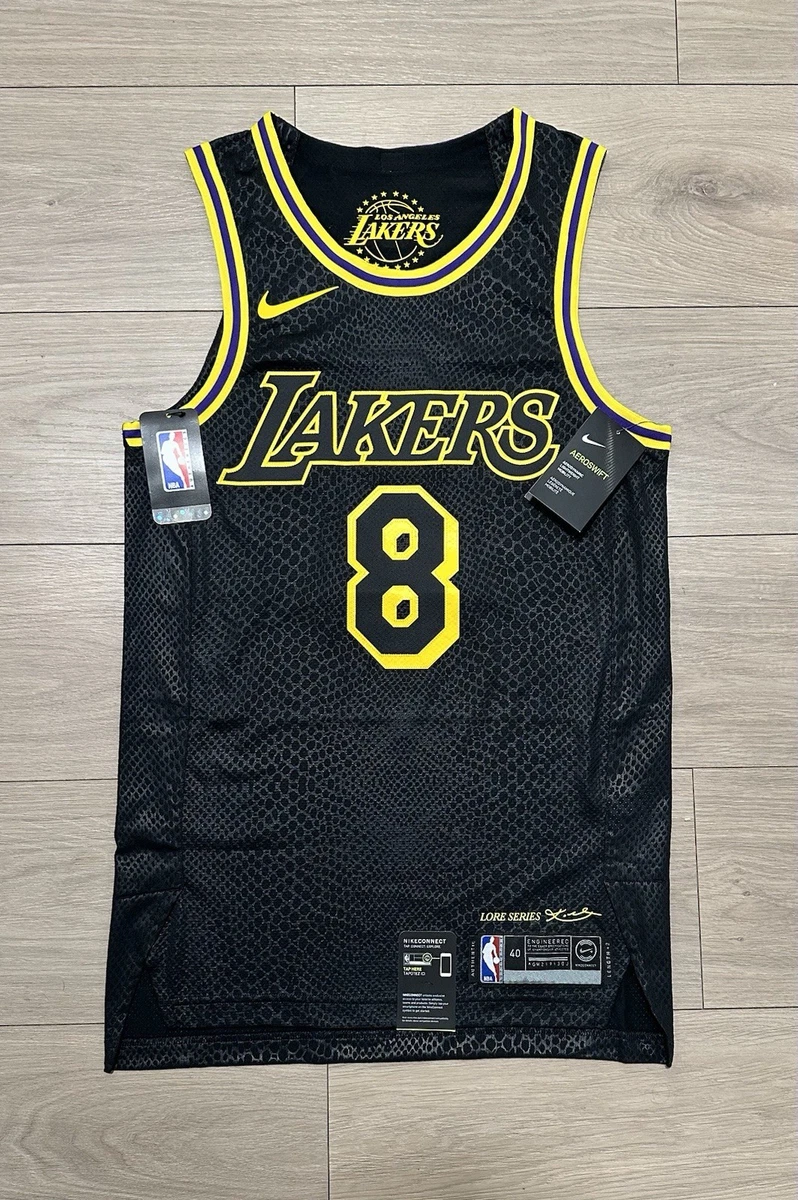 Kobe Bryant Los Angeles Lakers 40 Size NBA Fan Apparel & Souvenirs