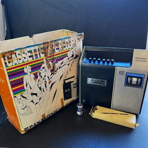 Vtg Panasonic RQ226S Cassette Tape Recorder, Microphone, Box, Batteries - REPAIR - Picture 1 of 9