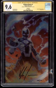 Radiant Black #1, Finch Foil Variant, CGC SS 9.6, Signed by Kyle Higgins, 38/100 - Picture 1 of 2