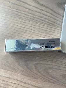 ☆NEW☆ Hourglass Vanish Flash Highlighting Stick/ Rose Gold Flash/ 0.21 oz/ 6.1 g - Picture 1 of 4